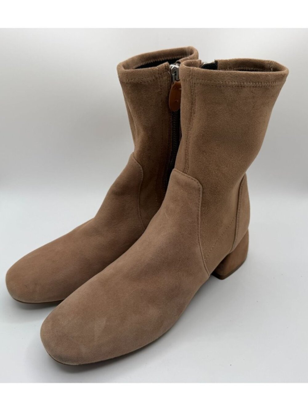 Gentle Souls Elbert Block Heel Bootie Women Size 8M Beige Suede Comfort